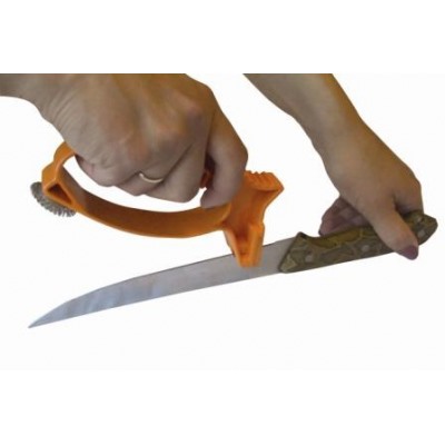 Точилка для ножей и ножниц со встроенной рыбочисткой